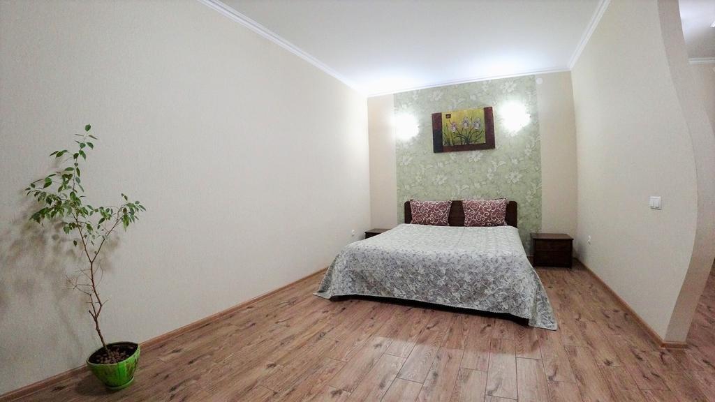 Myru Apartment Chernihiv Exterior photo